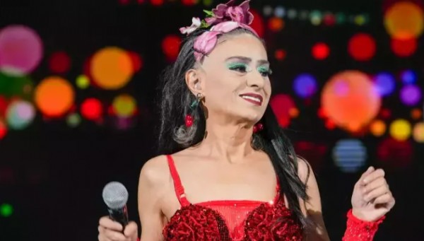 Yıldız Tilbe'nin yüzüne ne oldu?
